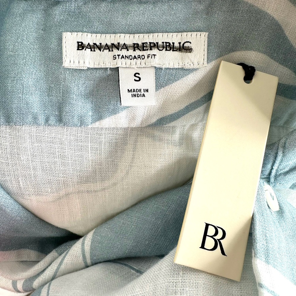 NWT Banana Republic Standard Fit Linen Resort Shirt SMALL Blue Floral Button - Picture 11 of 12
